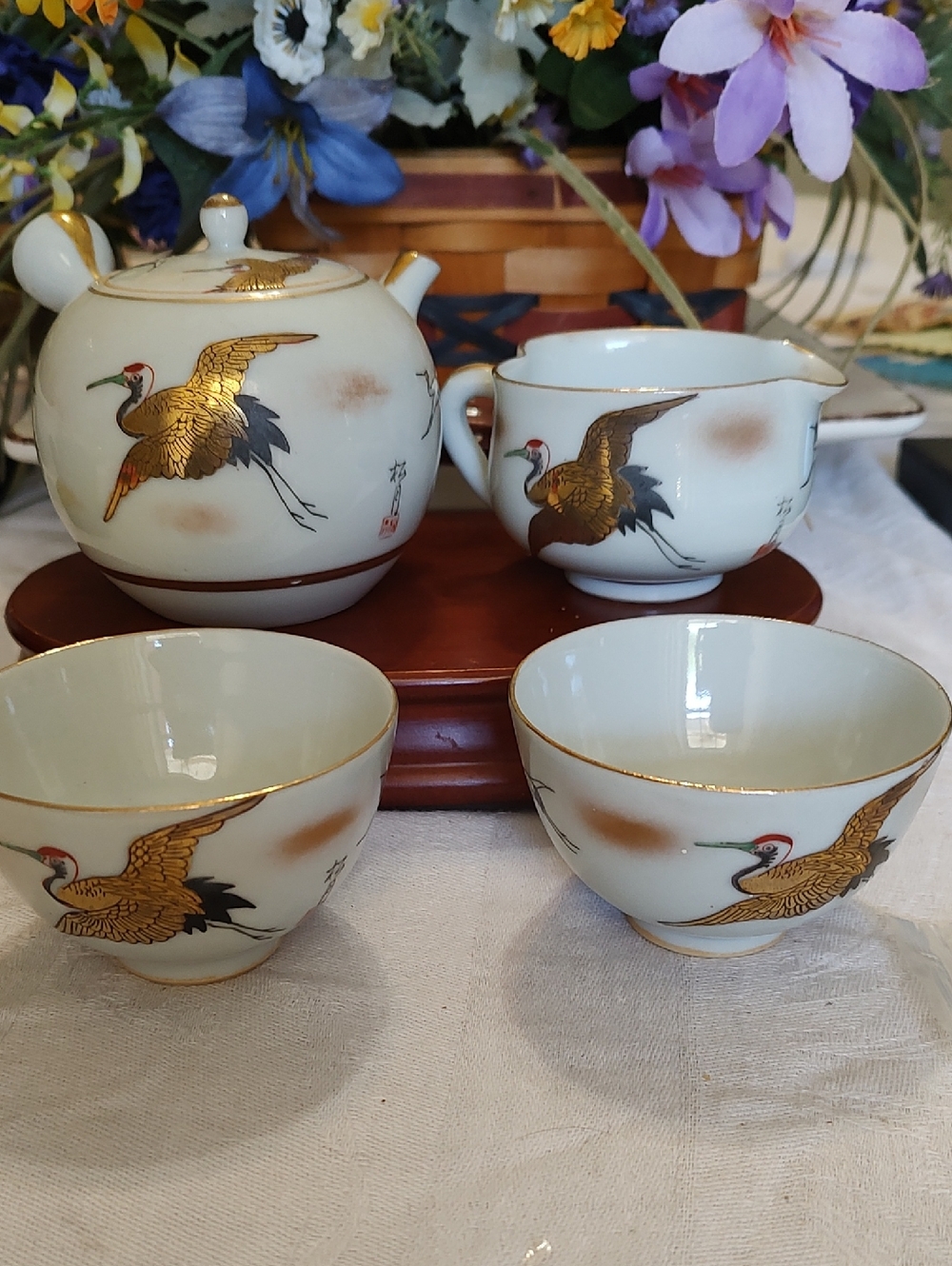 Vintage Japanese Kutani Tea Set With Gold Crane Design